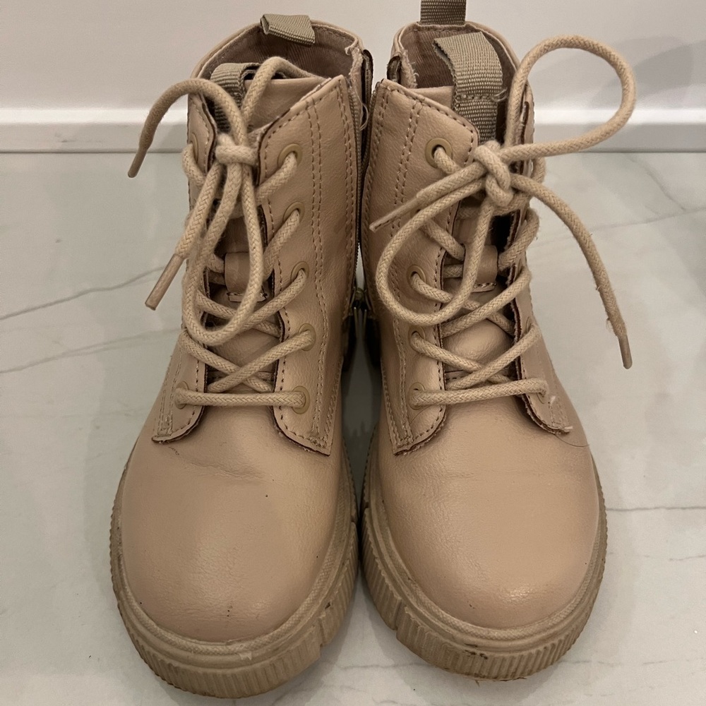 Zar toddler girl booties beige 25